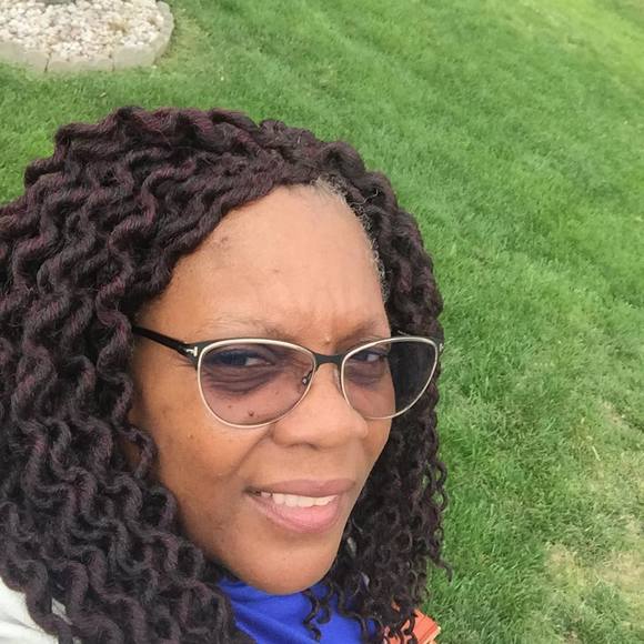 Meet your Posher, Erma - Picture 1 of 1